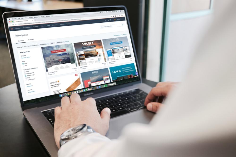 Nu är det enklare än någonsin att köpa orange vin online!